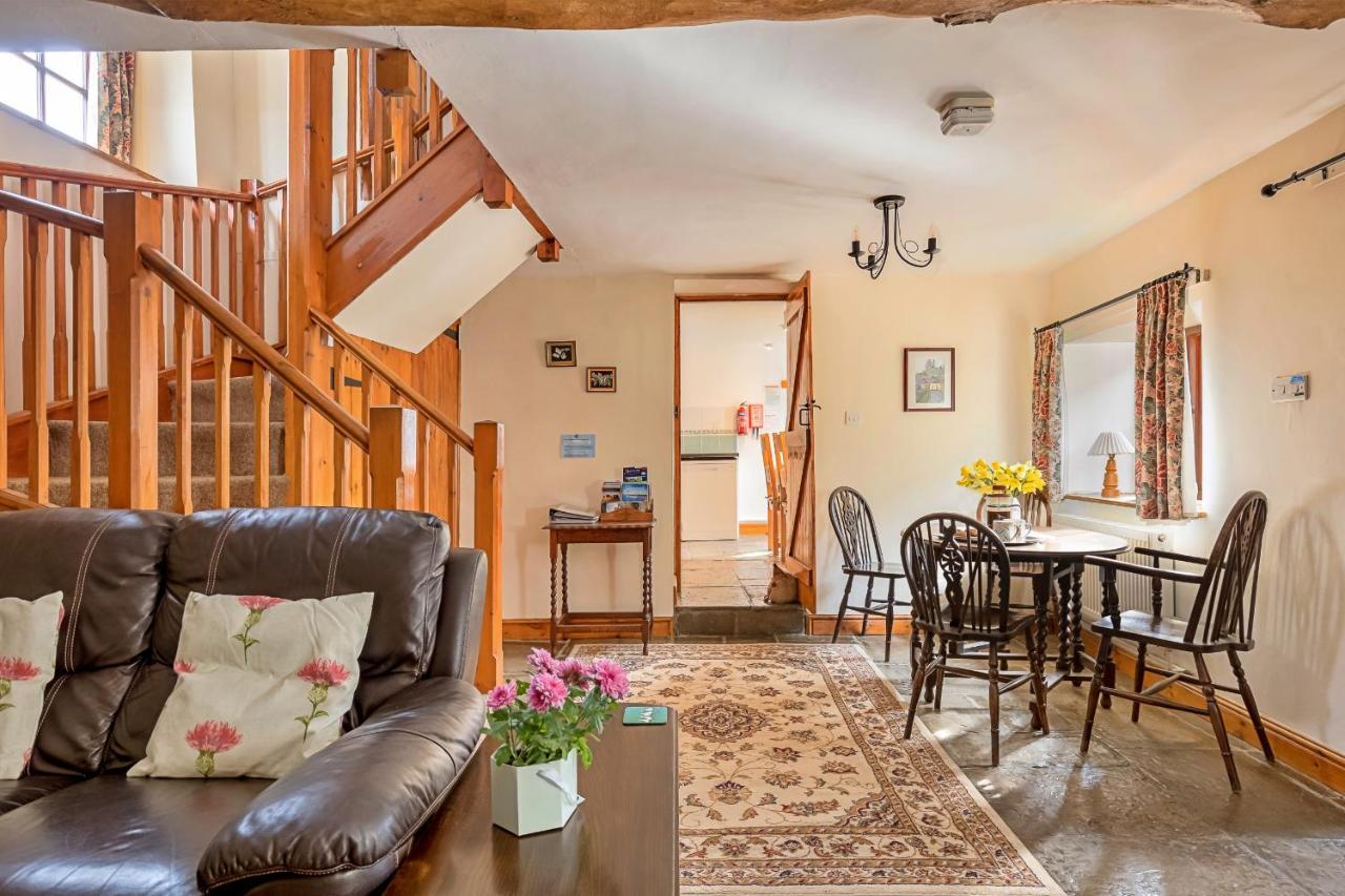 Finest Retreats - Fives Court Cottage North Cheriton Екстер'єр фото