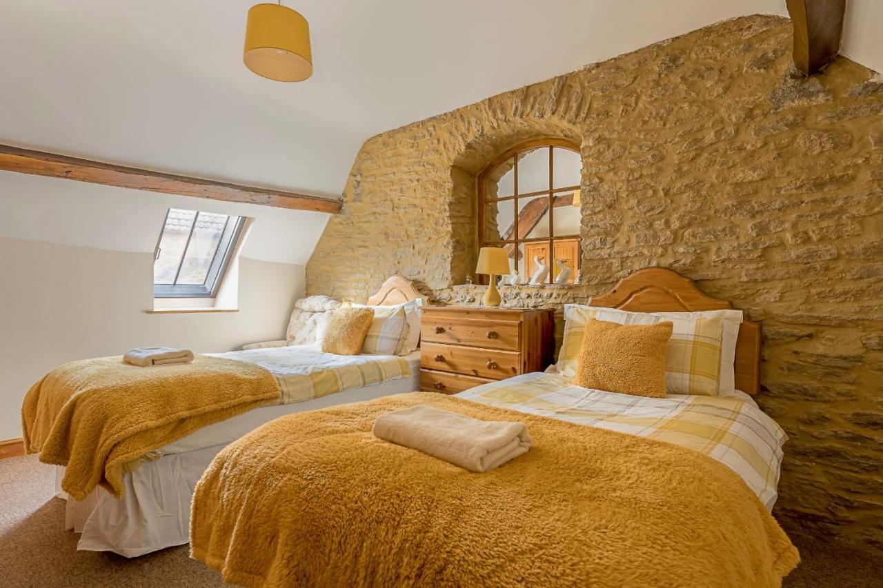 Finest Retreats - Fives Court Cottage North Cheriton Екстер'єр фото