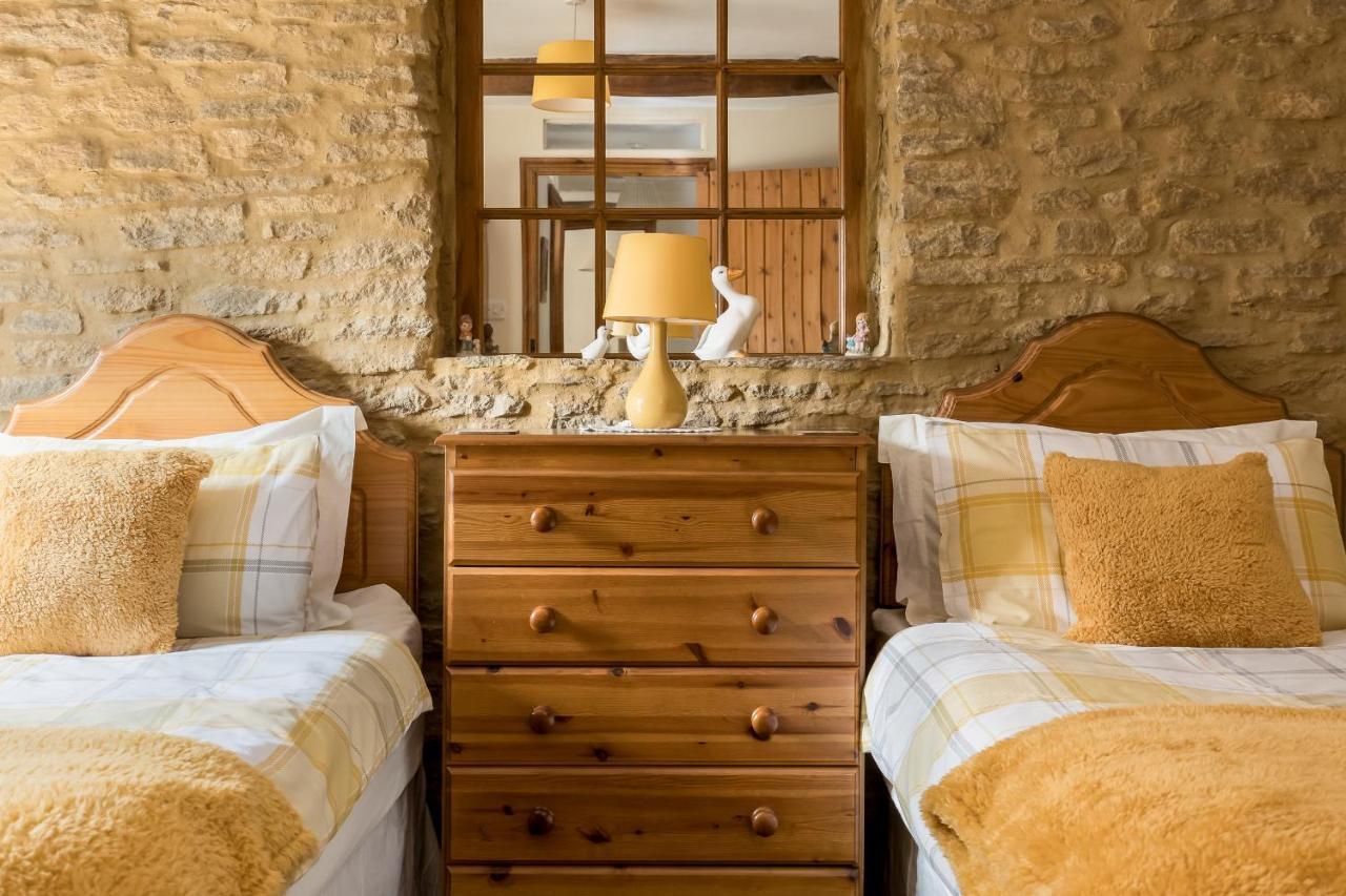 Finest Retreats - Fives Court Cottage North Cheriton Екстер'єр фото