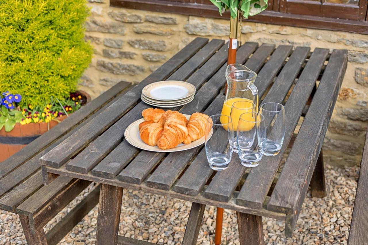 Finest Retreats - Fives Court Cottage North Cheriton Екстер'єр фото